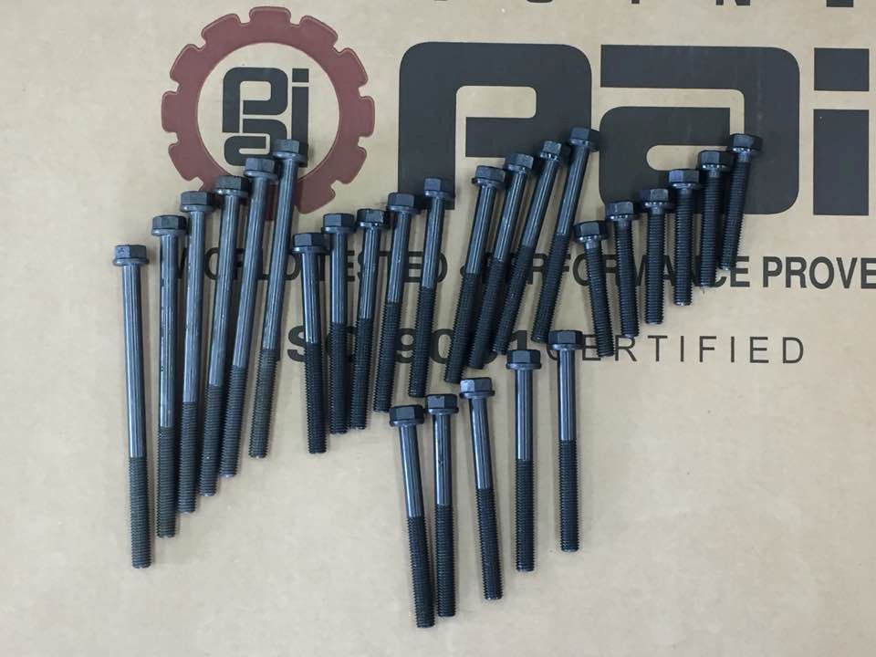 Cummins 6BT Head Bolt Kit image 0